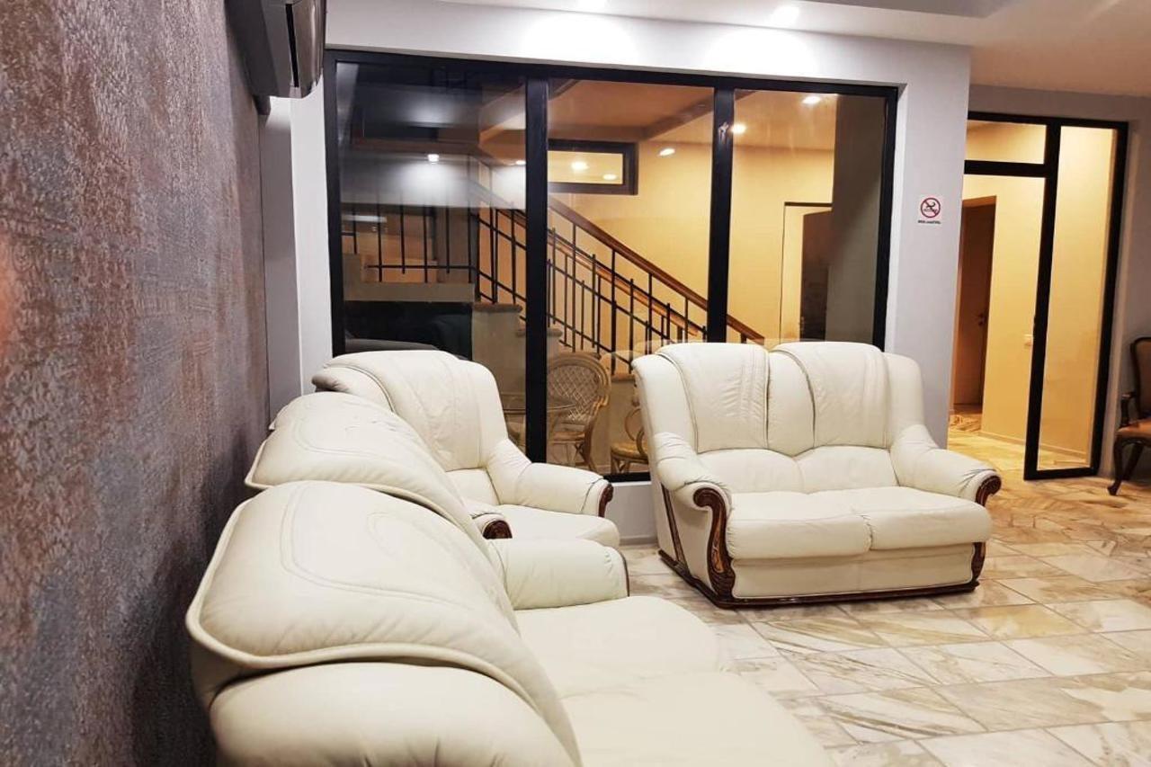 Classic Hotel Tbilisi Ngoại thất bức ảnh