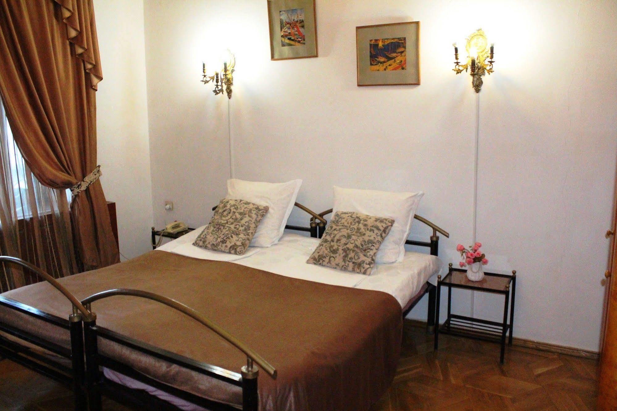 Classic Hotel Tbilisi Ngoại thất bức ảnh